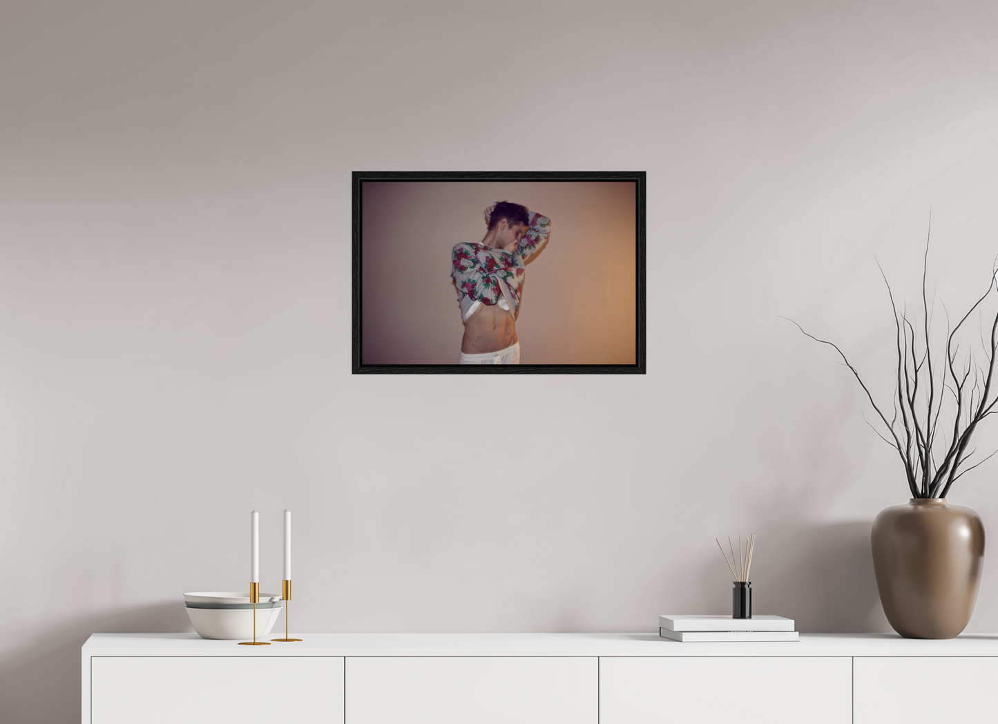 60 x 40 cm, Floating frame - black Roses, 2013