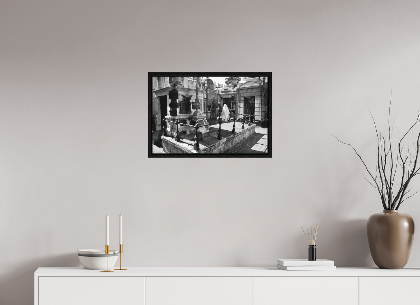 60 x 40 cm, Floating frame - black Son of Ghost, 2013