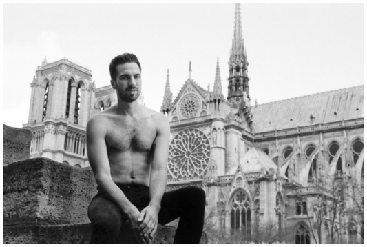 Main image Naked Paris 7, 2016