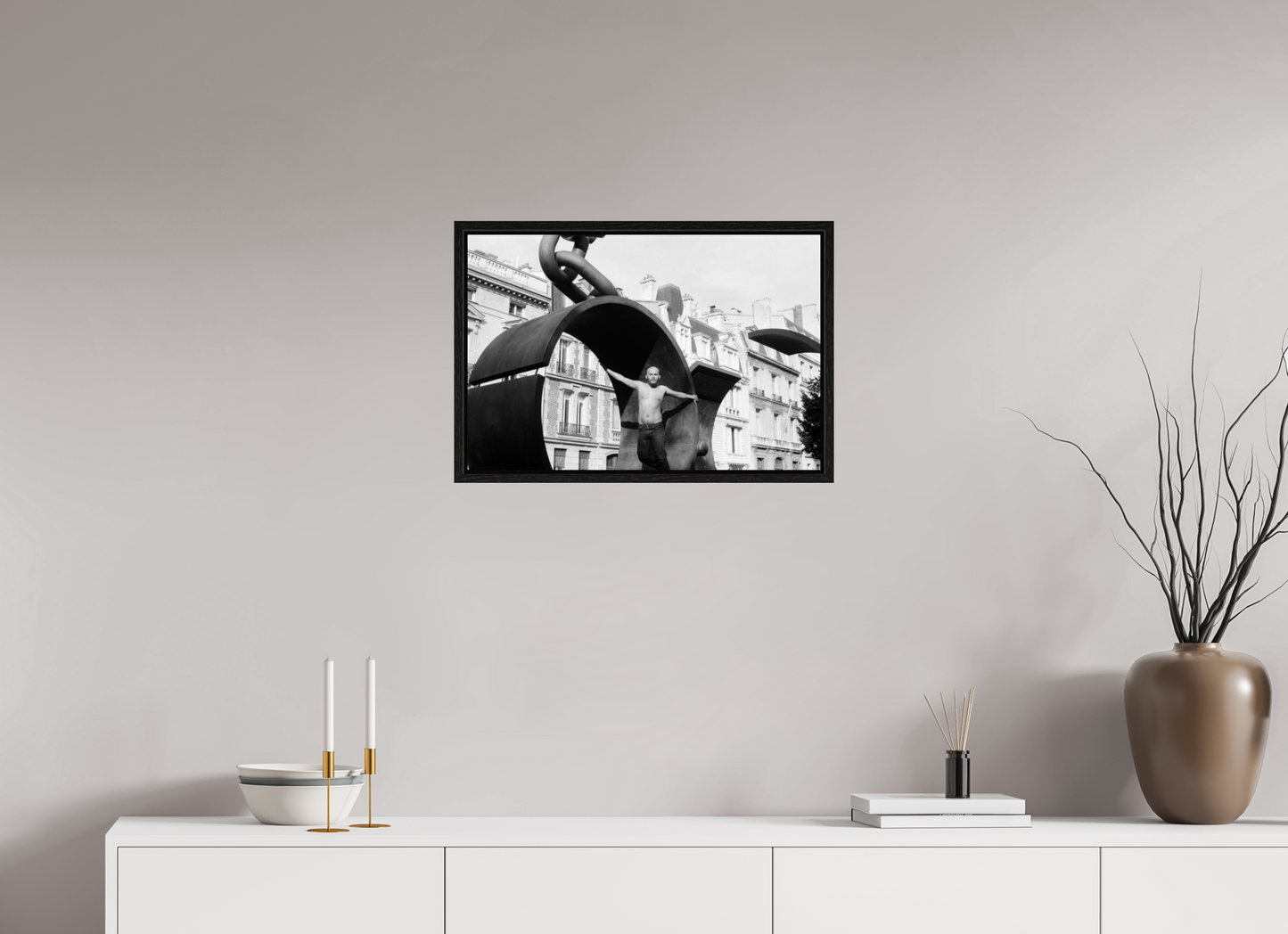 60 x 40 cm, BW Floating 15mm black Naked Paris 10, 2016
