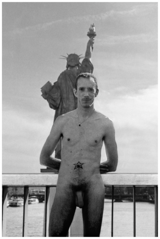 Main image Naked Paris 4, 2016