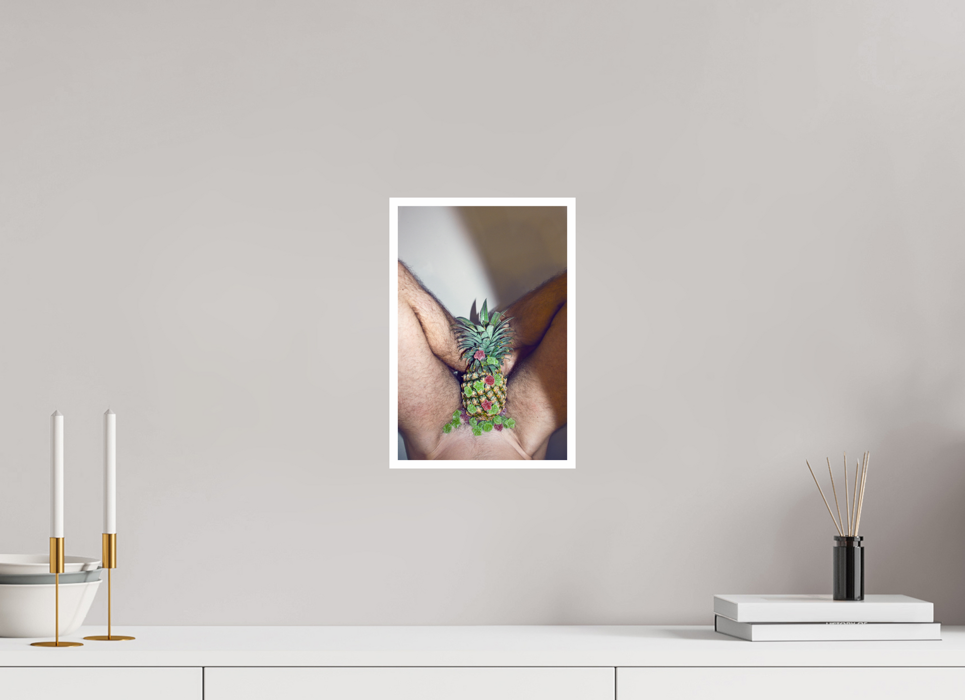 20 x 30 cm, None Pineapple, 2013