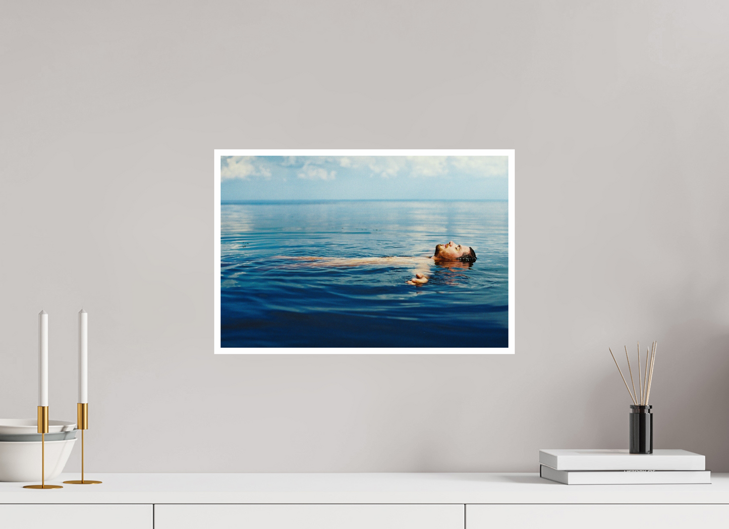 45 x 30 cm, None Float, 2013