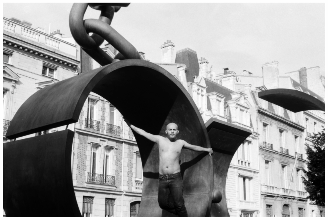 Main image Naked Paris 10, 2016