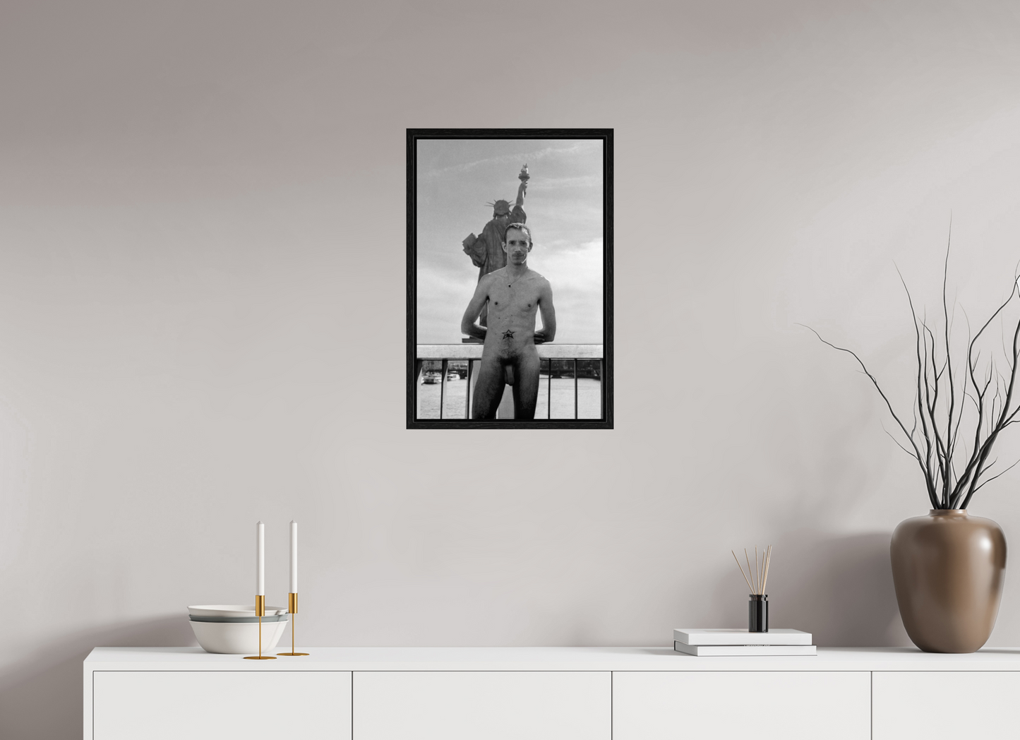 40 x 60 cm, BW Floating 15mm black Naked Paris 4, 2016